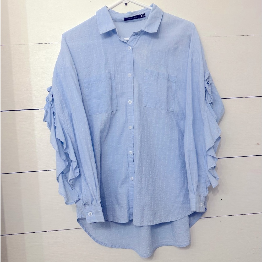 DOE & RAE boutique button down size Medium